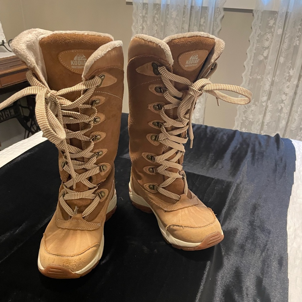 Kodiak Women's Brown Winter Boots